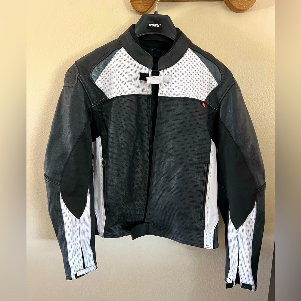 Noru Armored Motorcycle Rider Jacket